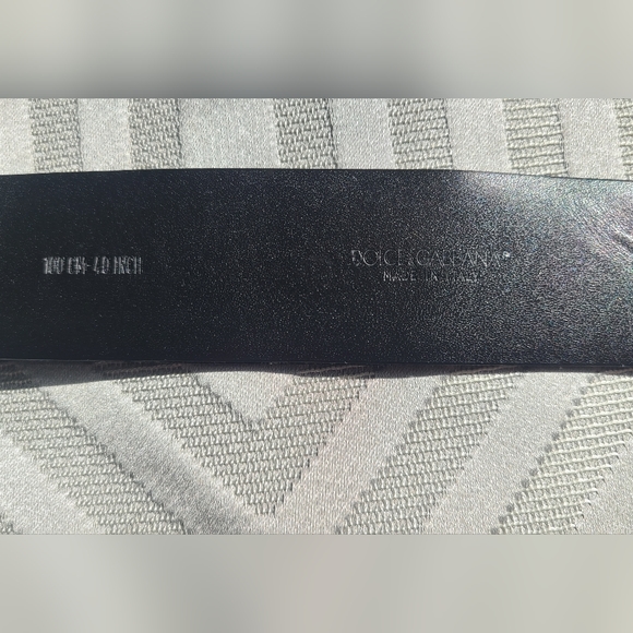 Dolce & Gabbana black leather designer belt, silver chrome buckle, 40in / 100cm - Picture 4 of 9